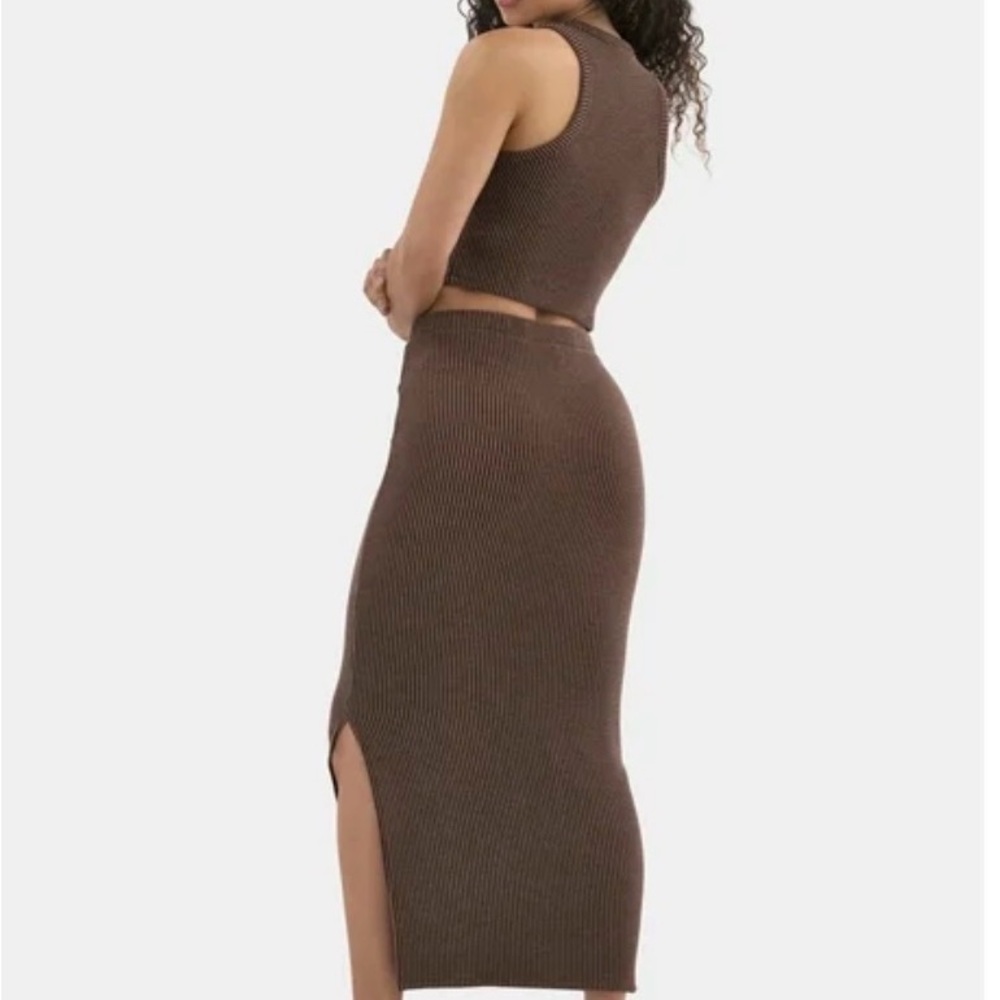 Brown Ribbed tank and midi skirt